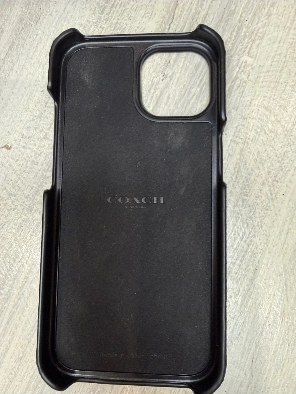 Coach sleek phone